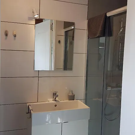 Apartment De Oude Koeienstal